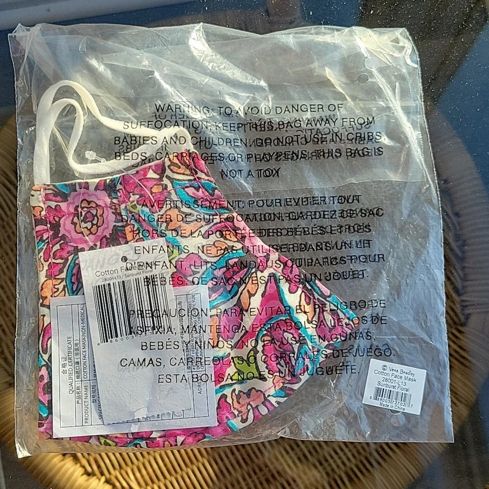 Vera Bradley sunburst floral pink face mask